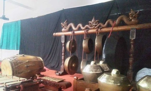 foto-gamelan-kendang,-kenong-dan-kempul foto gamelan kendang, kenong dan kempul