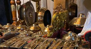 gamelan gender dan kempul